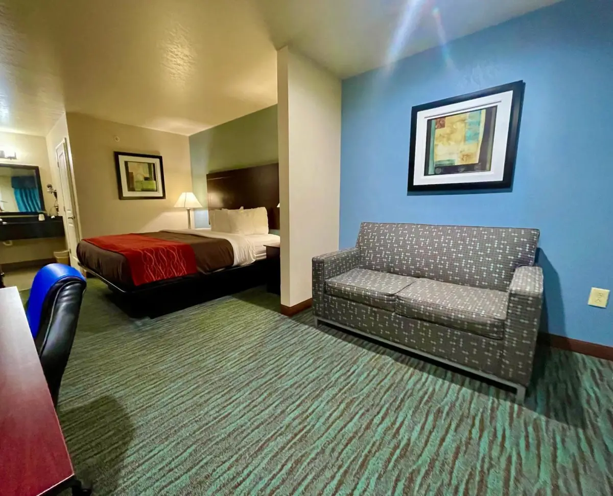 Garden Inn and Suites 4
